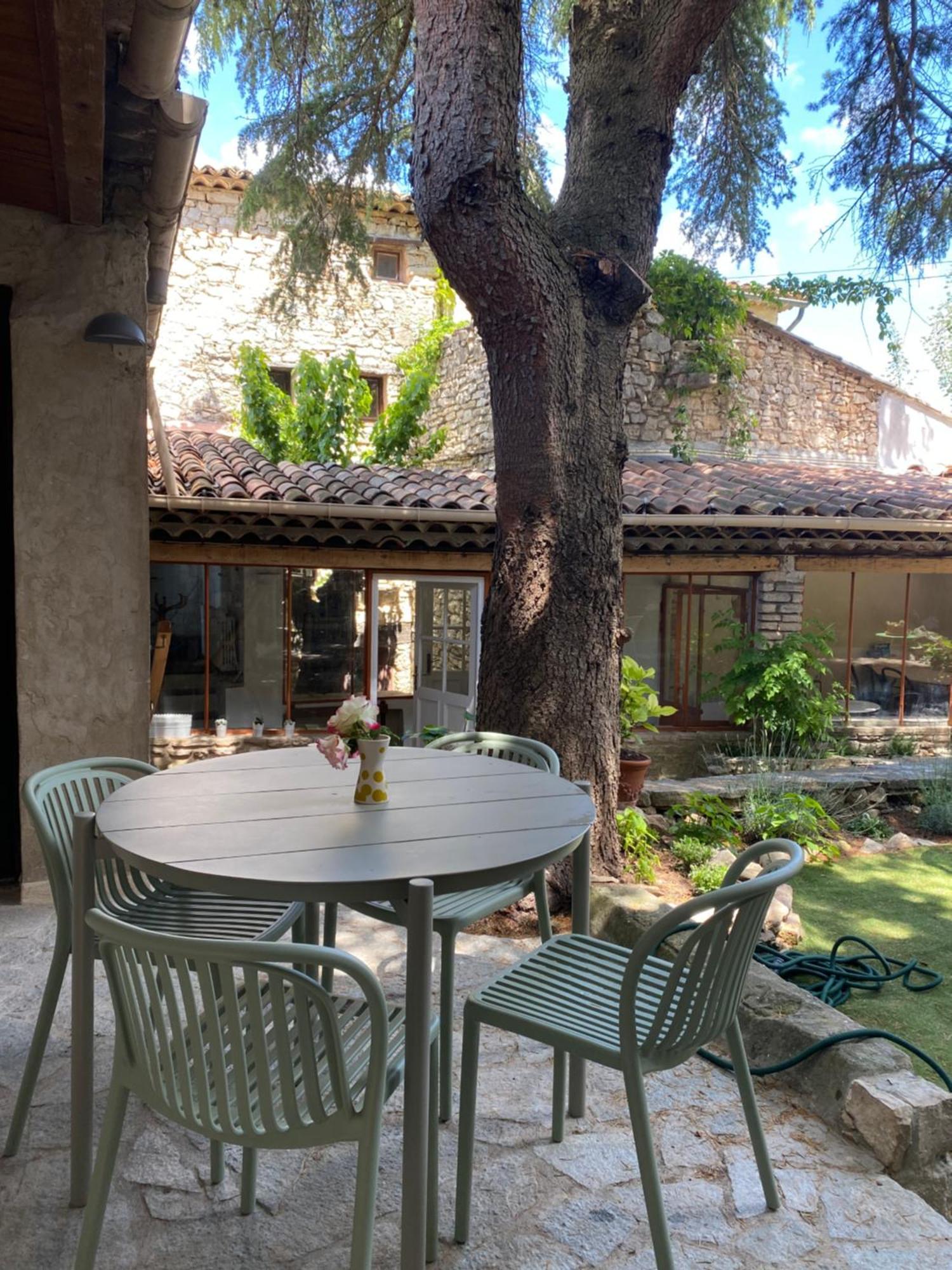 Auberge Du Boisset Saint-Martin-de-Castillon Extérieur photo